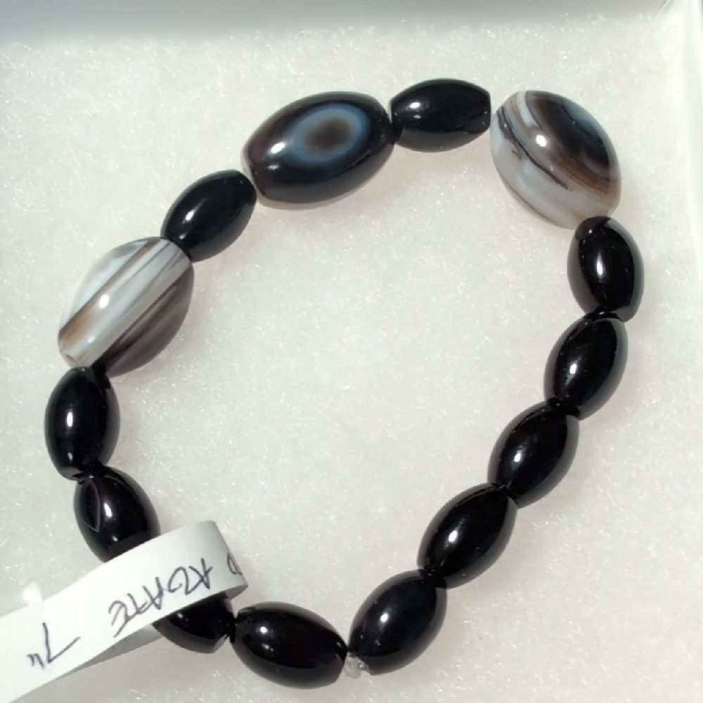 Handmade Striped Black Agate Stretch Bracelet